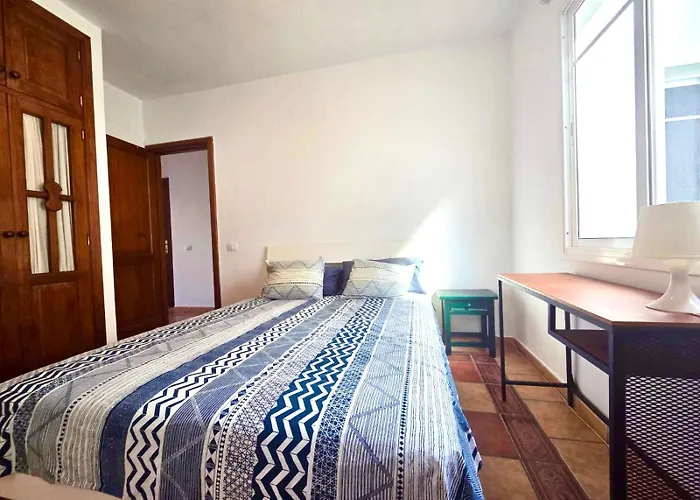 Chill House アパート カレタ・デ・ファマラ